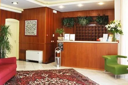 Hotel Leonardo