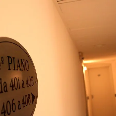 Hotel Leonardo 3*
