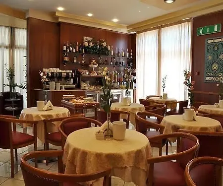 Hotel Leonardo 3*